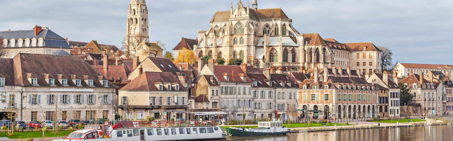 Loi Malraux à Auxerre 89000 - 6, place des Cordeliers