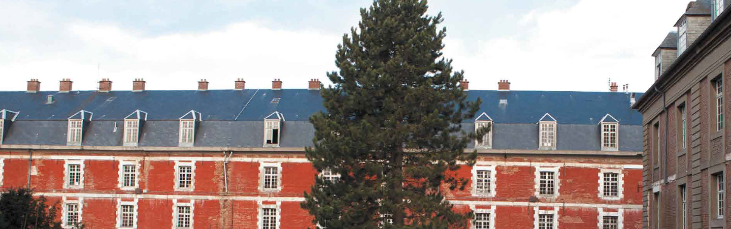 Loi Monuments Historiques à Arras 62000 - Le pavillon des officiers - Caserne Schramm